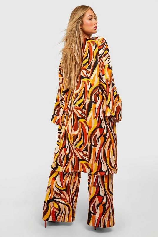 BOOHOO Abstract Print Kimono, Bralette & Wide Leg Pants 2 BOOHOO Abstract Print Kimono, Bralette & Wide Leg Pants - Image 2