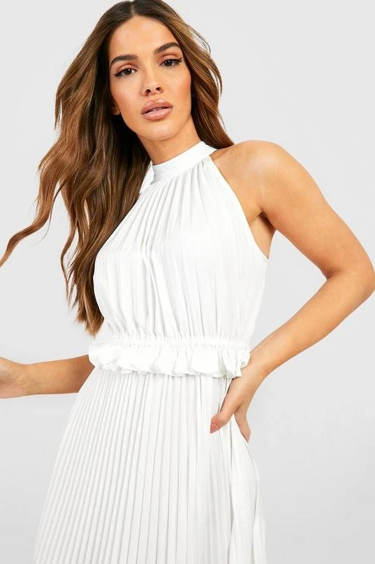 BOOHOO Pleated High Neck Maxi Dress 1 BOOHOO Pleated High Neck Maxi Dress