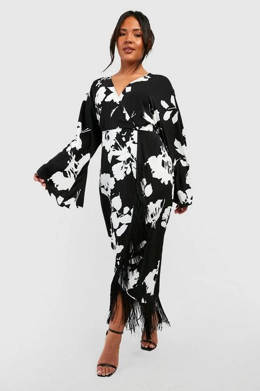 BOOHOO Plus Tassel Hem Wrap Dress 3 BOOHOO Plus Tassel Hem Wrap Dress - Image 3