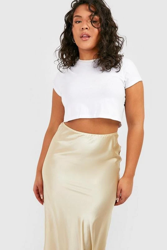 BOOHOO Plus Satin Midi Skirt 4 BOOHOO Plus Satin Midi Skirt - Image 4
