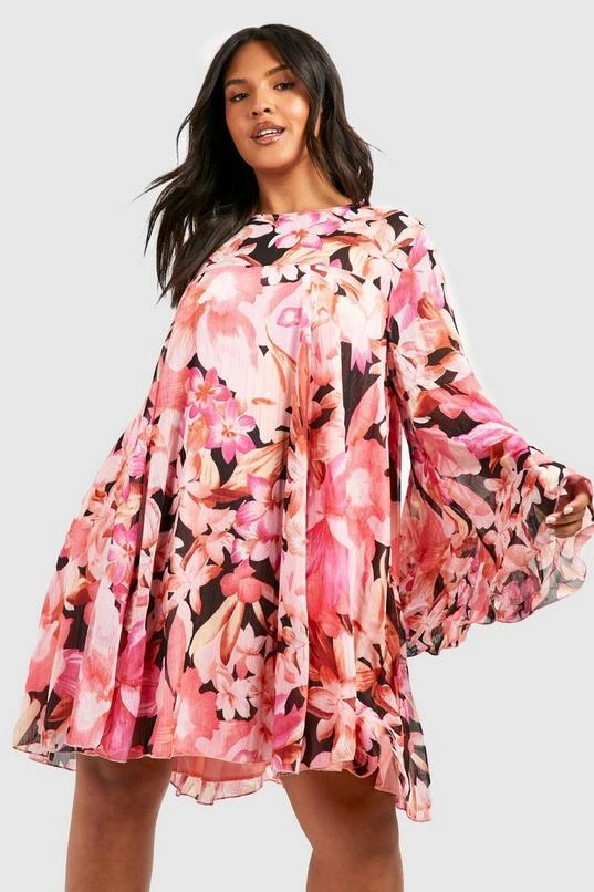 BOOHOO Plus Floral Print Flared Sleeve Smock Dress 3 BOOHOO Plus Floral Print Flared Sleeve Smock Dress - Image 3