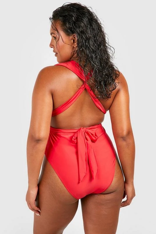 BOOHOO Plus Essentials Multiway Swimsuit 2 BOOHOO Plus Essentials Multiway Swimsuit - Image 2