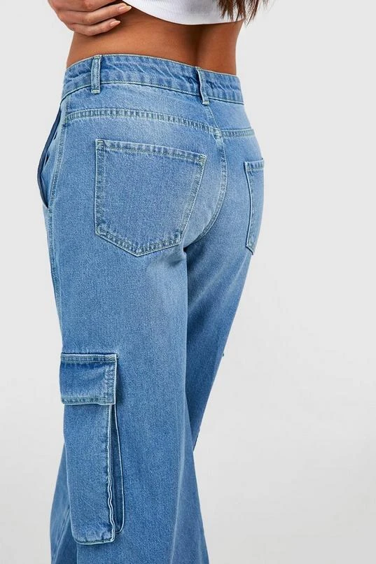 BOOHOO Tall Low Rise Cargo Wide Leg Jeans 4 BOOHOO Tall Low Rise Cargo Wide Leg Jeans - Image 4