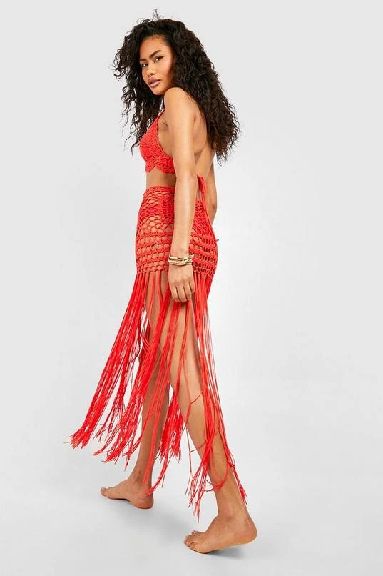 BOOHOO Premium Crochet Bralette And Beaded Tassel Maxi Skirt Set 2 BOOHOO Premium Crochet Bralette And Beaded Tassel Maxi Skirt Set - Image 2