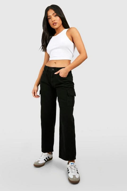 BOOHOO Petite Cargo Pocket Boyfriend Jeans 3 BOOHOO Petite Cargo Pocket Boyfriend Jeans - Image 3