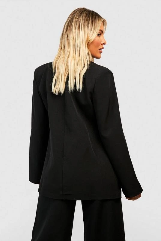 BOOHOO Asymmetric Relaxed Fit Tailored Blazer 2 BOOHOO Asymmetric Relaxed Fit Tailored Blazer - Image 2