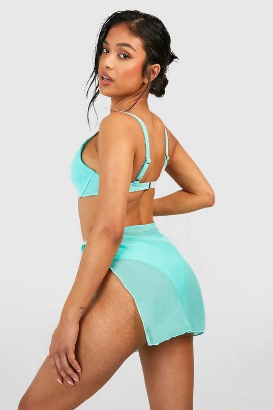 BOOHOO Petite Underwired Bikini And Sarong Set 2 BOOHOO Petite Underwired Bikini And Sarong Set - Image 2