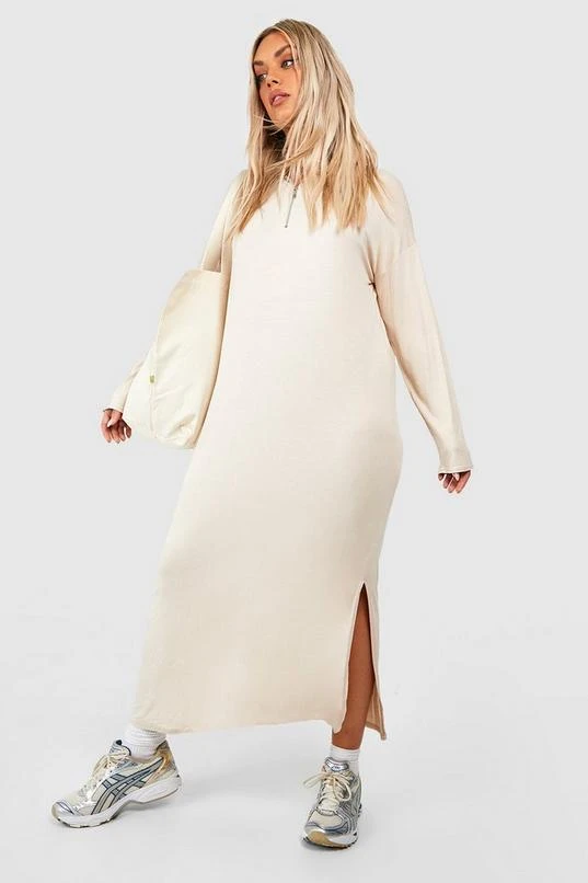 BOOHOO Plus Jersey Knit Half Zip Collar Midiaxi Dress 3 BOOHOO Plus Jersey Knit Half Zip Collar Midiaxi Dress - Image 3