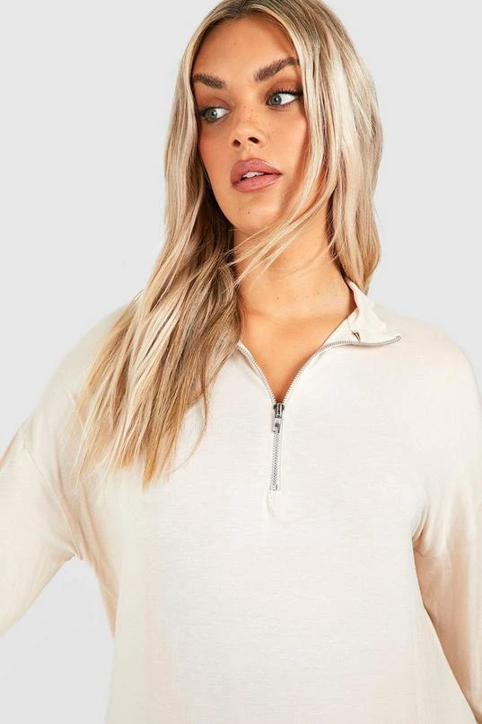 BOOHOO Plus Jersey Knit Half Zip Collar Midiaxi Dress 4 BOOHOO Plus Jersey Knit Half Zip Collar Midiaxi Dress - Image 4