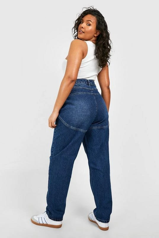 BOOHOO Plus High Waist Bum Shaper Mom Jean 2 BOOHOO Plus High Waist Bum Shaper Mom Jean - Image 2