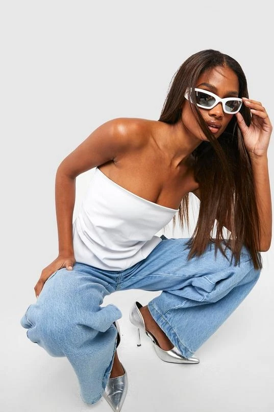 BOOHOO Bandeau Split Hem Bengaline Corset Top 4 BOOHOO Bandeau Split Hem Bengaline Corset Top - Image 4