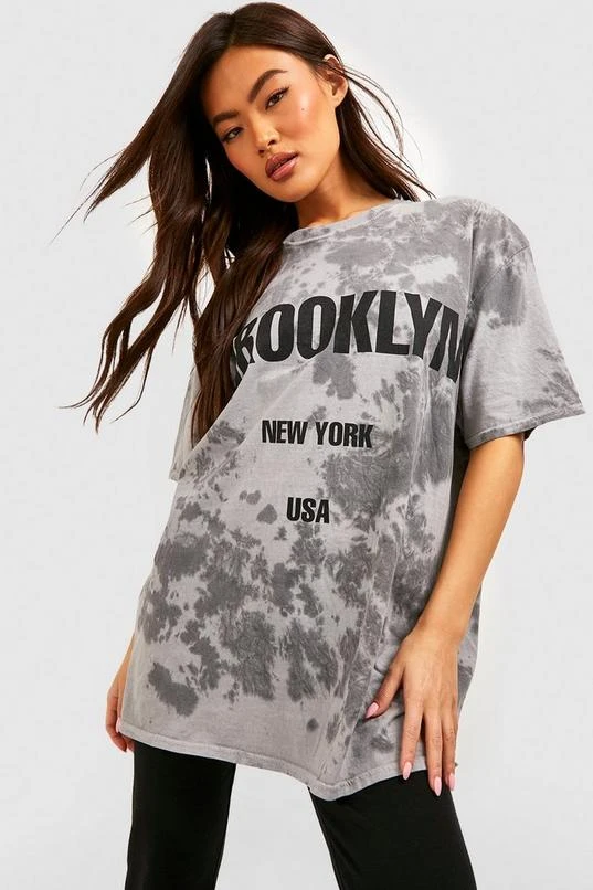 BOOHOO Brooklyn Tie Dye Oversized T-Shirt 3 BOOHOO Brooklyn Tie Dye Oversized T-Shirt - Image 3