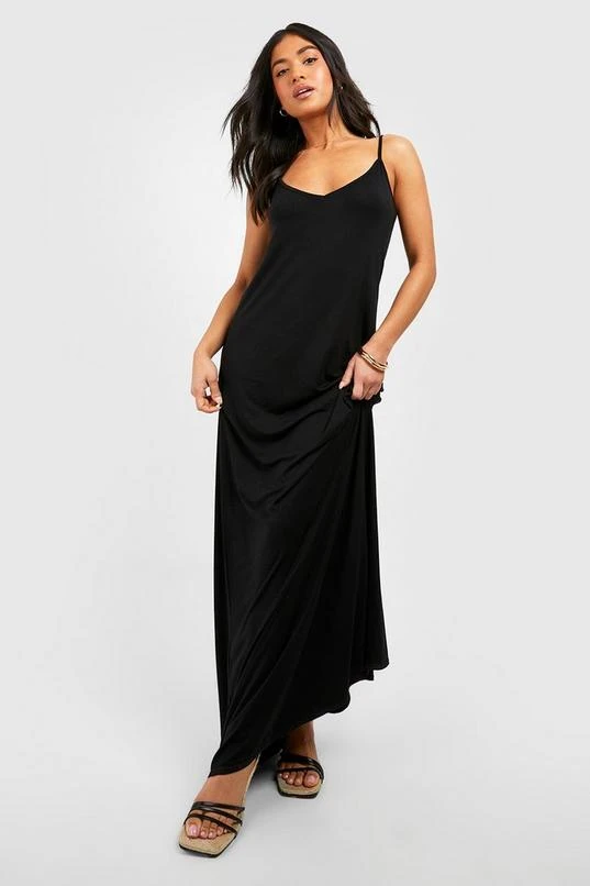 BOOHOO Petite V Neck Swing Maxi Dress 1 BOOHOO Petite V Neck Swing Maxi Dress