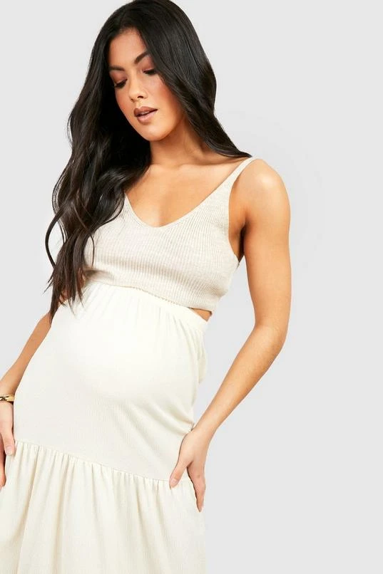BOOHOO Maternity Textured Tiered Maxi Skirt 4 BOOHOO Maternity Textured Tiered Maxi Skirt - Image 4
