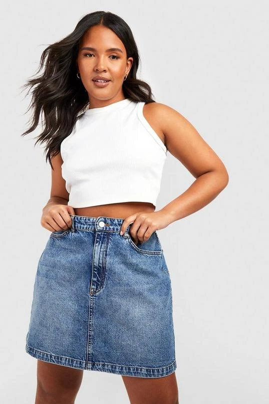 BOOHOO Plus Vintage Wash Denim Mini Skirt 3 BOOHOO Plus Vintage Wash Denim Mini Skirt - Image 3