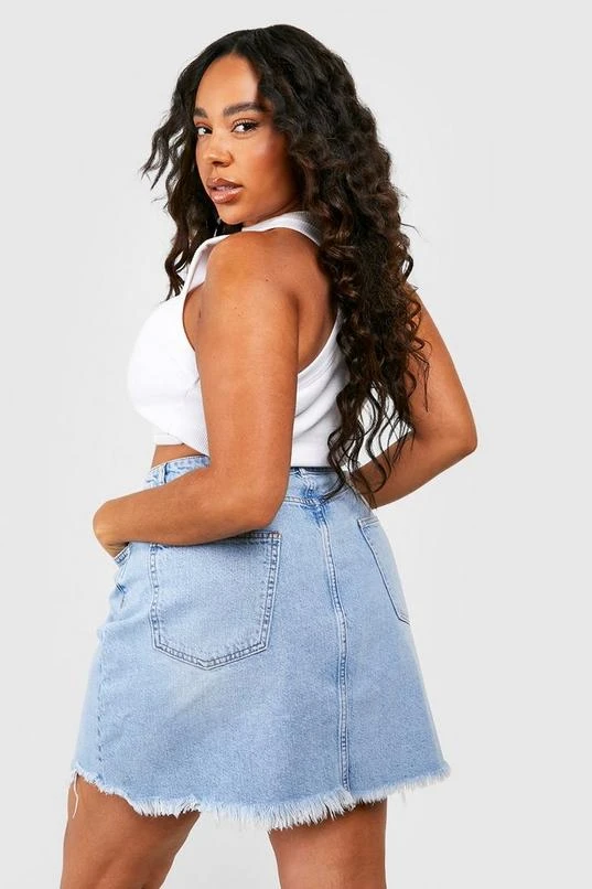 BOOHOO Plus Asymmetric Waistband Distressed Hem Mini Skirt 2 BOOHOO Plus Asymmetric Waistband Distressed Hem Mini Skirt - Image 2