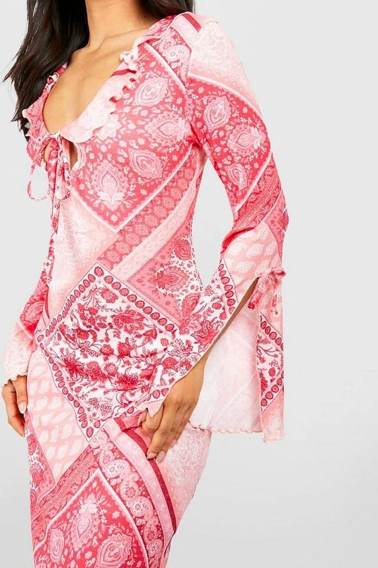 BOOHOO Petite Paisley Ruffle Flare Sleeve Midi Dress 4 BOOHOO Petite Paisley Ruffle Flare Sleeve Midi Dress - Image 4