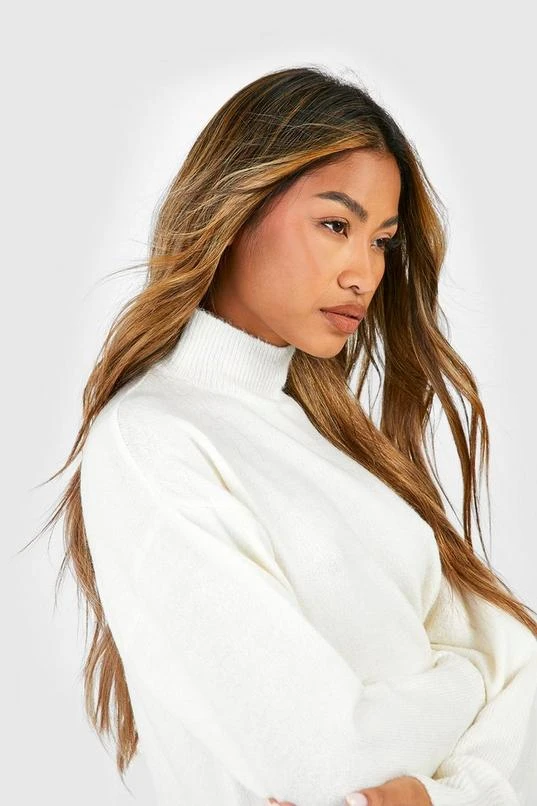 BOOHOO Soft Knit Fine Gauge Midi Dress 4 BOOHOO Soft Knit Fine Gauge Midi Dress - Image 4