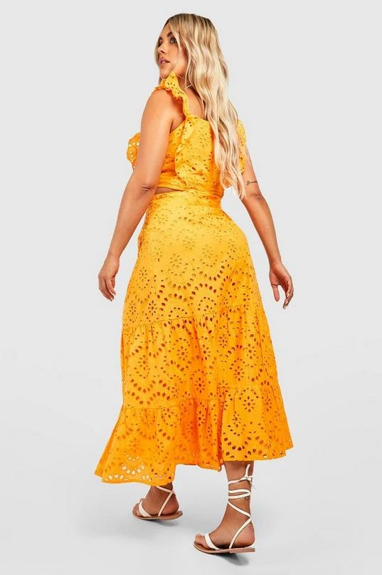 BOOHOO Plus Eyelet Frill Hem Midi Skirt 2 BOOHOO Plus Eyelet Frill Hem Midi Skirt - Image 2