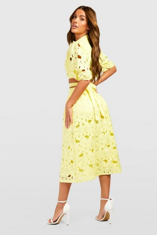 BOOHOO Premium Lace Cut Out Midi Dress 2 BOOHOO Premium Lace Cut Out Midi Dress - Image 2