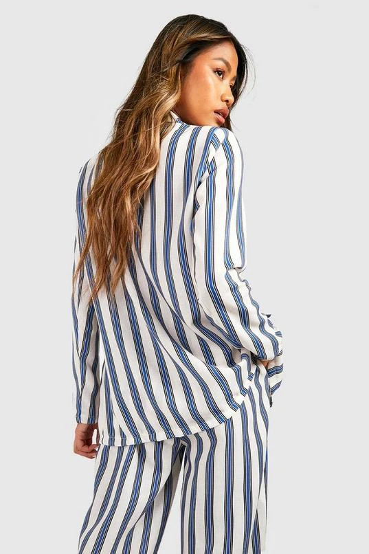 BOOHOO Linen Look Striped Contrast Button Blazer 2 BOOHOO Linen Look Striped Contrast Button Blazer - Image 2