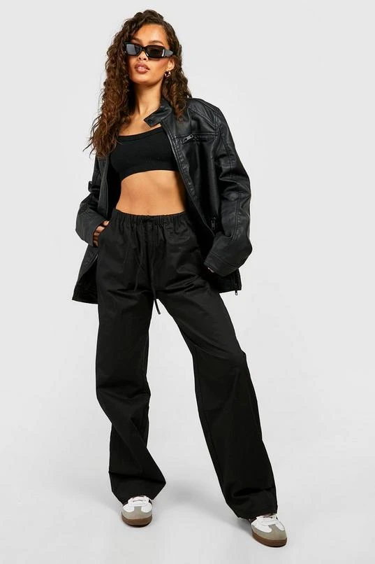 BOOHOO Oversized Faux Leather Zip Detail Jacket 3 BOOHOO Oversized Faux Leather Zip Detail Jacket - Image 3