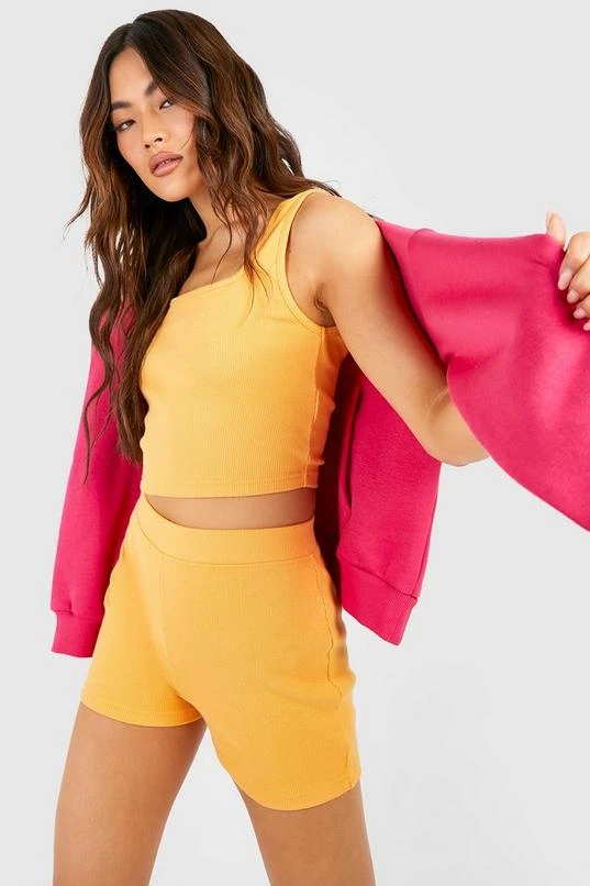 BOOHOO Ribbed Crop Top And Short Set 2 BOOHOO Ribbed Crop Top And Short Set - Image 2
