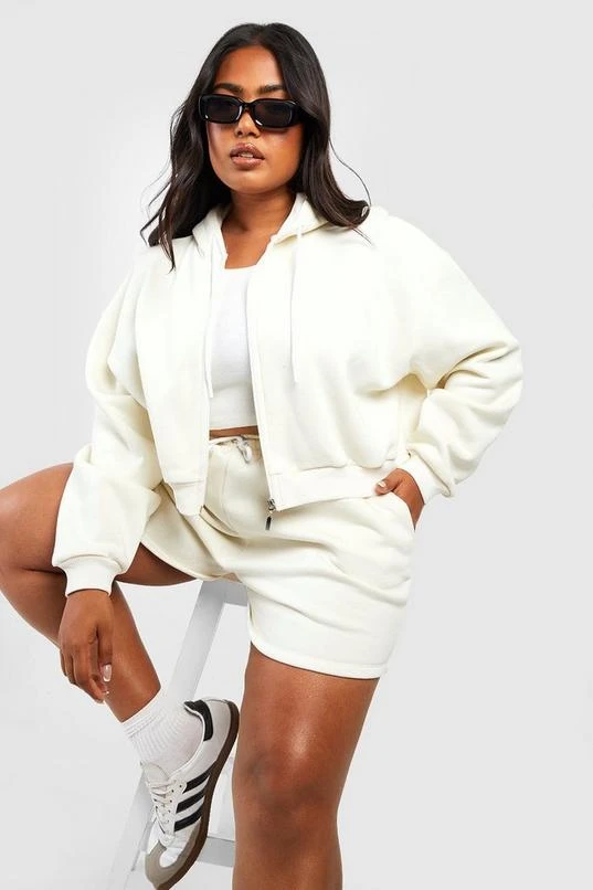 BOOHOO Plus Cropped Hoodie Short Tracksuit 3 BOOHOO Plus Cropped Hoodie Short Tracksuit - Image 3