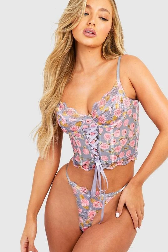 BOOHOO Floral Corset Bralette & Thong Set 3 BOOHOO Floral Corset Bralette & Thong Set - Image 3