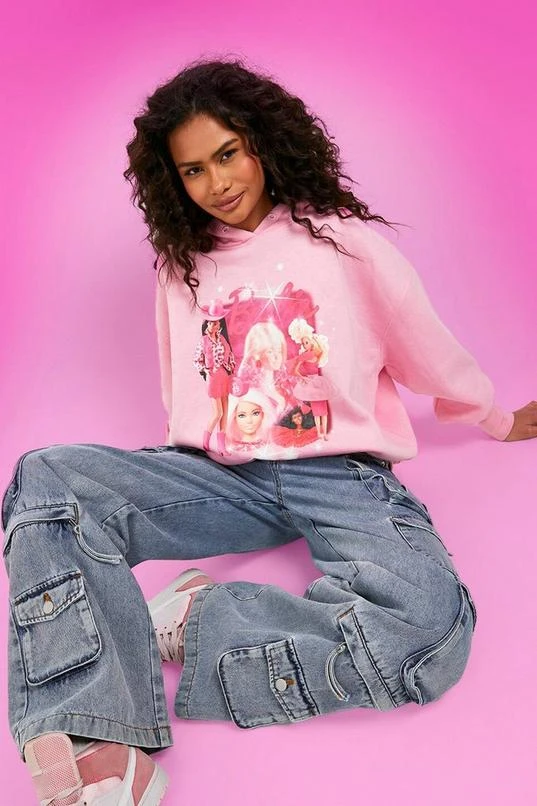 BOOHOO Barbie Graphic Oversized Hoody 3 BOOHOO Barbie Graphic Oversized Hoody - Image 3