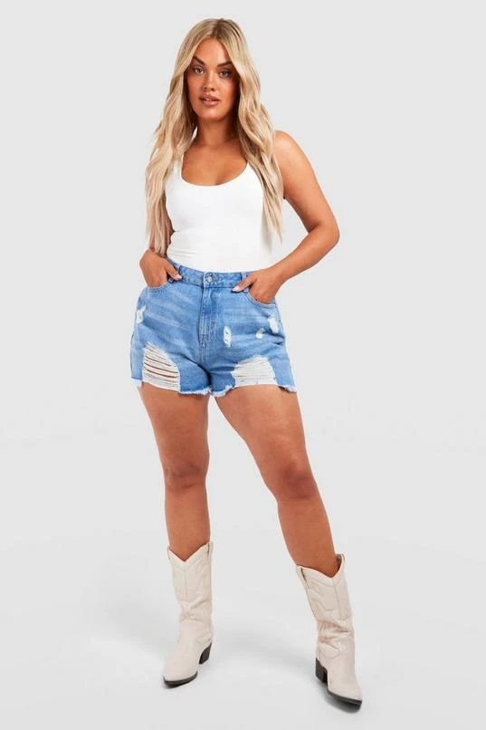 BOOHOO Plus Light Blue Wash Jean Short 3 BOOHOO Plus Light Blue Wash Jean Short - Image 3