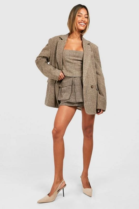 BOOHOO Tonal Herringbone Relaxed Fit Tailored Blazer 3 BOOHOO Tonal Herringbone Relaxed Fit Tailored Blazer - Image 3