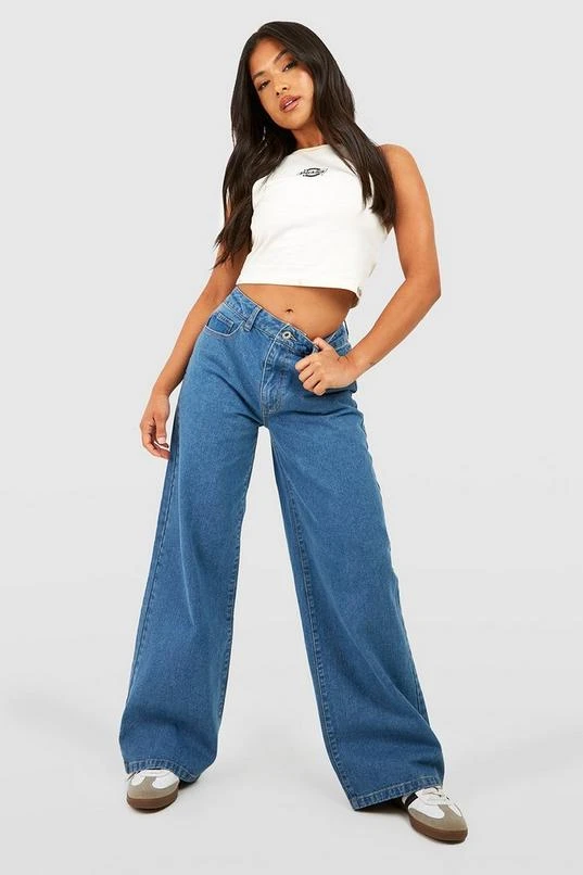 BOOHOO Petite Basics Wide Leg Jean 1 BOOHOO Petite Basics Wide Leg Jean
