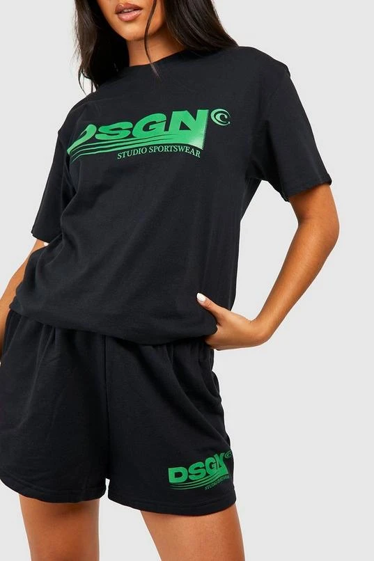 BOOHOO Maternity Dsgn Studio Sweat Short Set 4 BOOHOO Maternity Dsgn Studio Sweat Short Set - Image 4