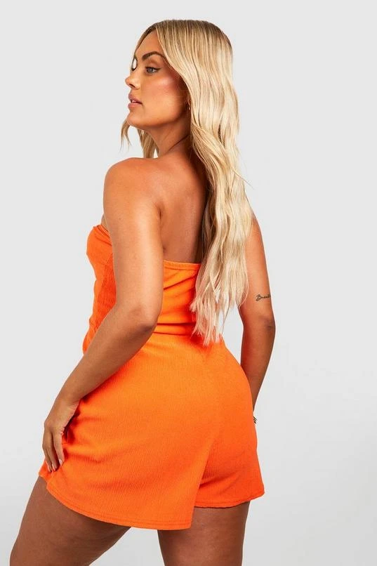 BOOHOO Plus Textured Bandeau Twist Front Beach Romper 2 BOOHOO Plus Textured Bandeau Twist Front Beach Romper - Image 2