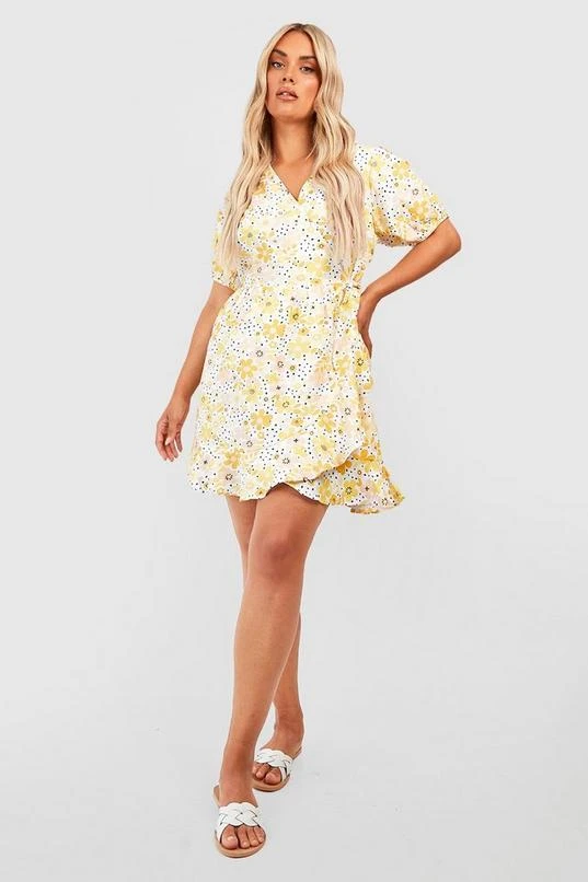 BOOHOO Plus Woven Floral Wrap Dress 3 BOOHOO Plus Woven Floral Wrap Dress - Image 3