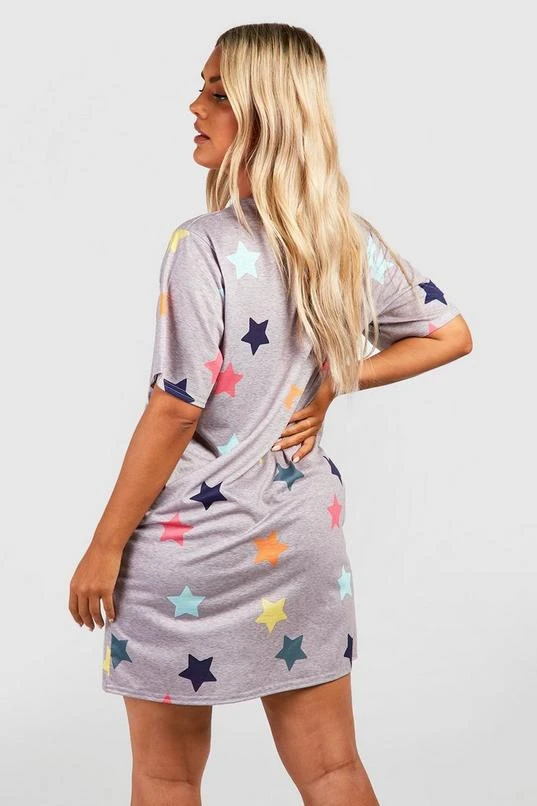 BOOHOO Plus Star Print Nightgown 2 BOOHOO Plus Star Print Nightgown - Image 2