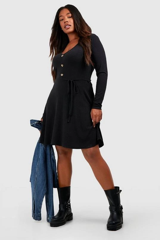 BOOHOO Plus Soft Rib Horn Button Long Sleeve Skater Dress 3 BOOHOO Plus Soft Rib Horn Button Long Sleeve Skater Dress - Image 3