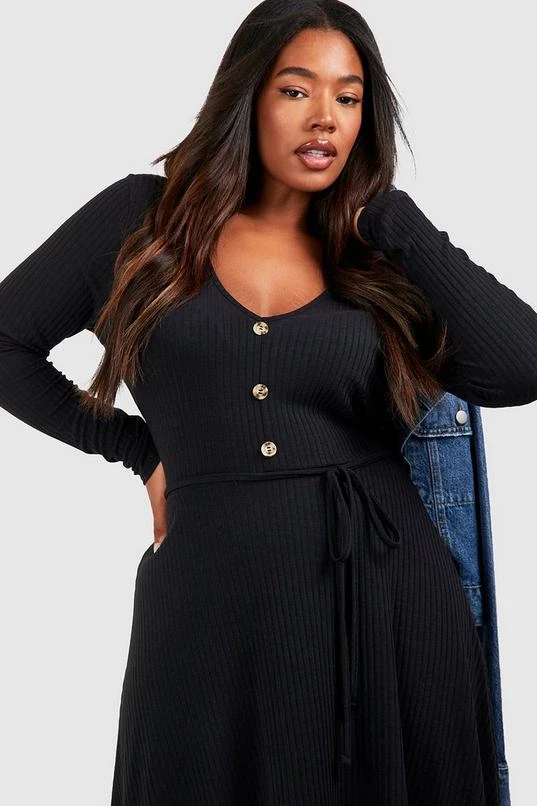 BOOHOO Plus Soft Rib Horn Button Long Sleeve Skater Dress 4 BOOHOO Plus Soft Rib Horn Button Long Sleeve Skater Dress - Image 4