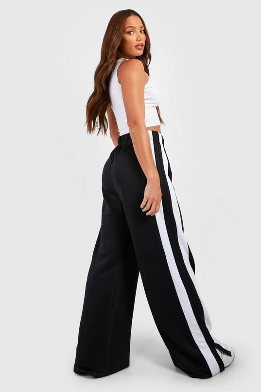 BOOHOO Tall Stripe Split Detail Wide Leg Jogger 2 BOOHOO Tall Stripe Split Detail Wide Leg Jogger - Image 2