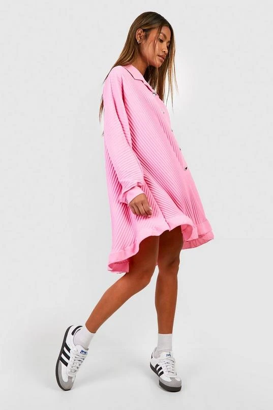 BOOHOO Pleated Shirt Dress 3 BOOHOO Pleated Shirt Dress - Image 3