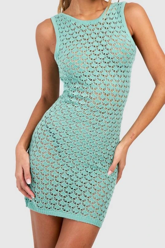 BOOHOO Chunky Crochet Scoop Back Mini Dress 4 BOOHOO Chunky Crochet Scoop Back Mini Dress - Image 4
