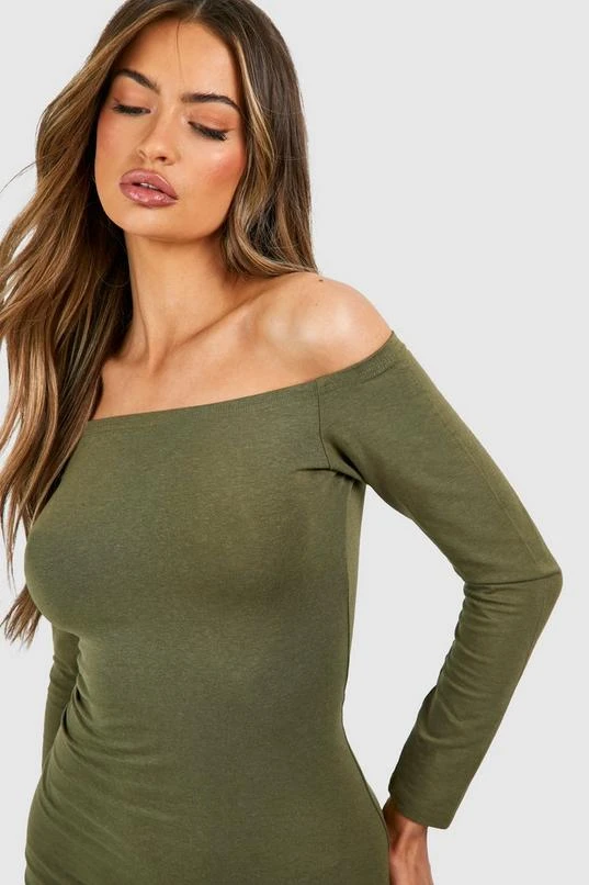 BOOHOO Premium Super Soft Bardot Bodycon Maxi Dress 4 BOOHOO Premium Super Soft Bardot Bodycon Maxi Dress - Image 4