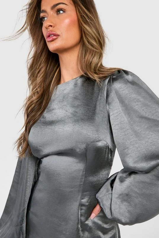 BOOHOO Bridesmaid Satin Blouson Sleeve Maxi Dress 4 BOOHOO Bridesmaid Satin Blouson Sleeve Maxi Dress - Image 4