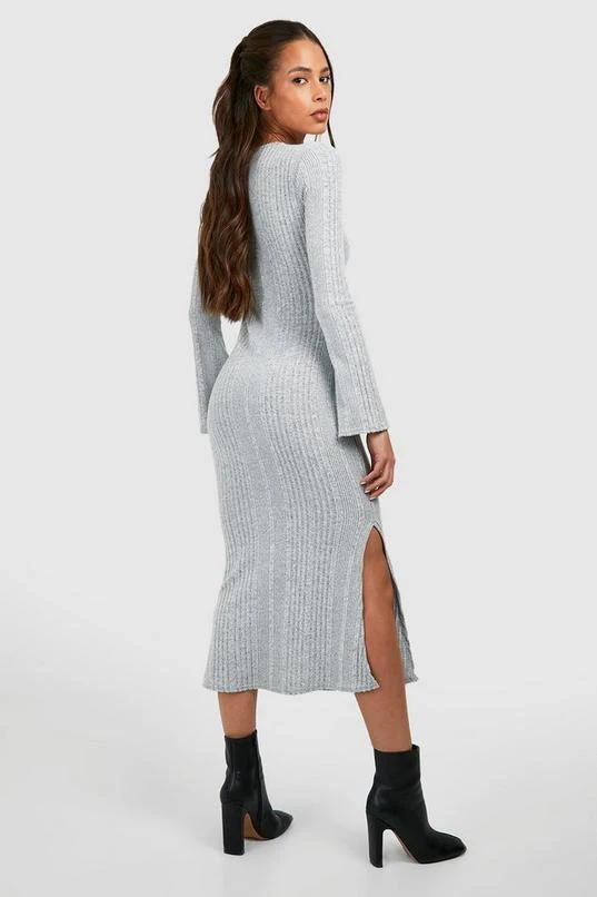 BOOHOO Textured Rib Flare Sleeve Split Leg Midi Dress 2 BOOHOO Textured Rib Flare Sleeve Split Leg Midi Dress - Image 2