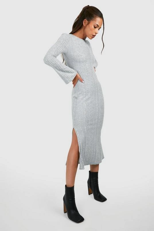 BOOHOO Textured Rib Flare Sleeve Split Leg Midi Dress 3 BOOHOO Textured Rib Flare Sleeve Split Leg Midi Dress - Image 3