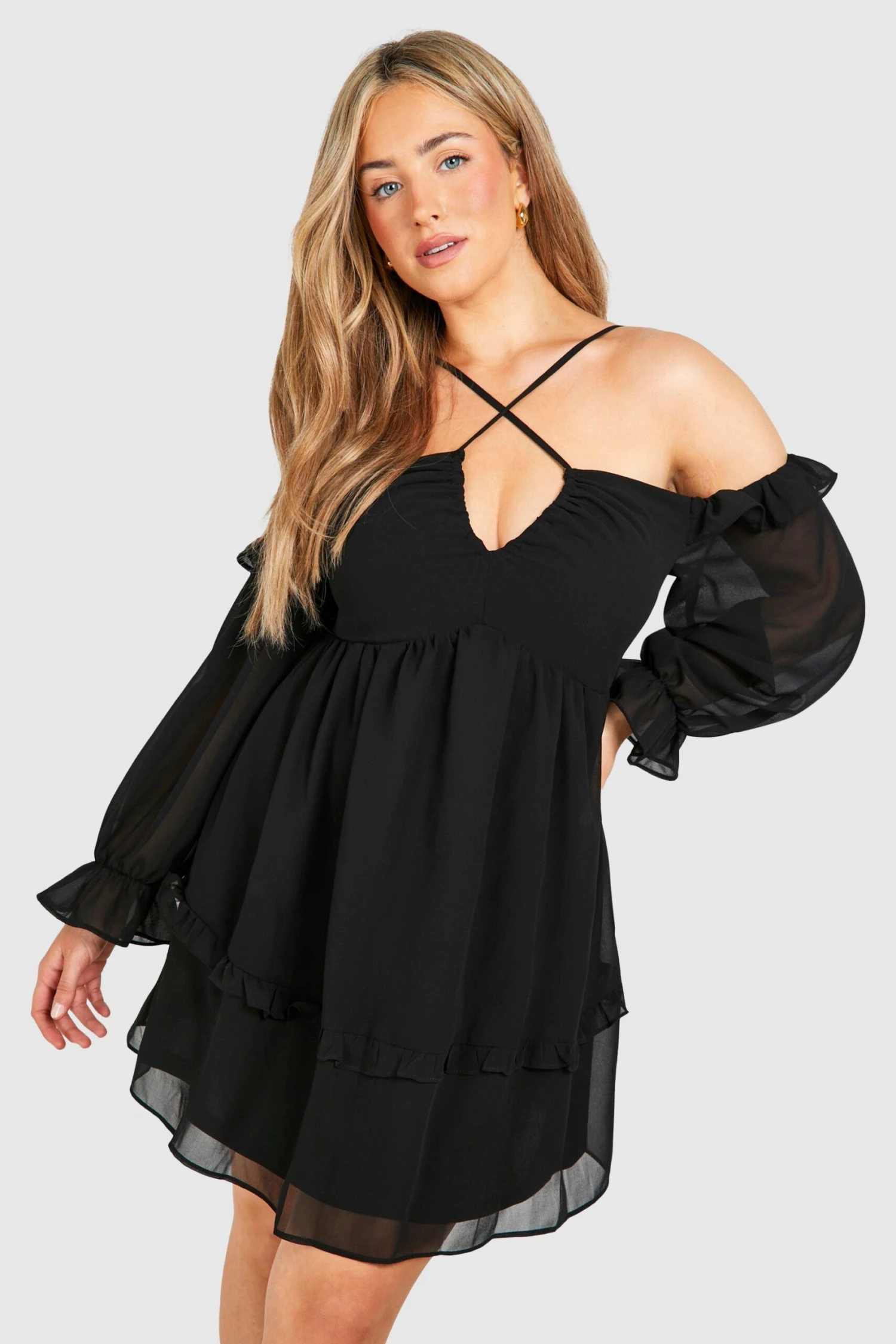 BOOHOO Plus Chiffon Cross Neck Detail Skater Dress 6 BOOHOO Plus Chiffon Cross Neck Detail Skater Dress - Image 6