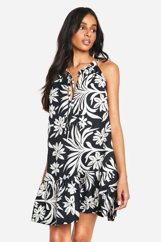 BOOHOO Tall Tropcial Print Strappy Mini Dress 1 BOOHOO Tall Tropcial Print Strappy Mini Dress
