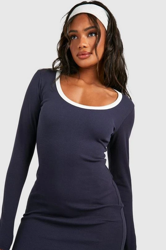 BOOHOO Premium Contrast Rib Scoop Neck Bodycon Dress 4 BOOHOO Premium Contrast Rib Scoop Neck Bodycon Dress - Image 4