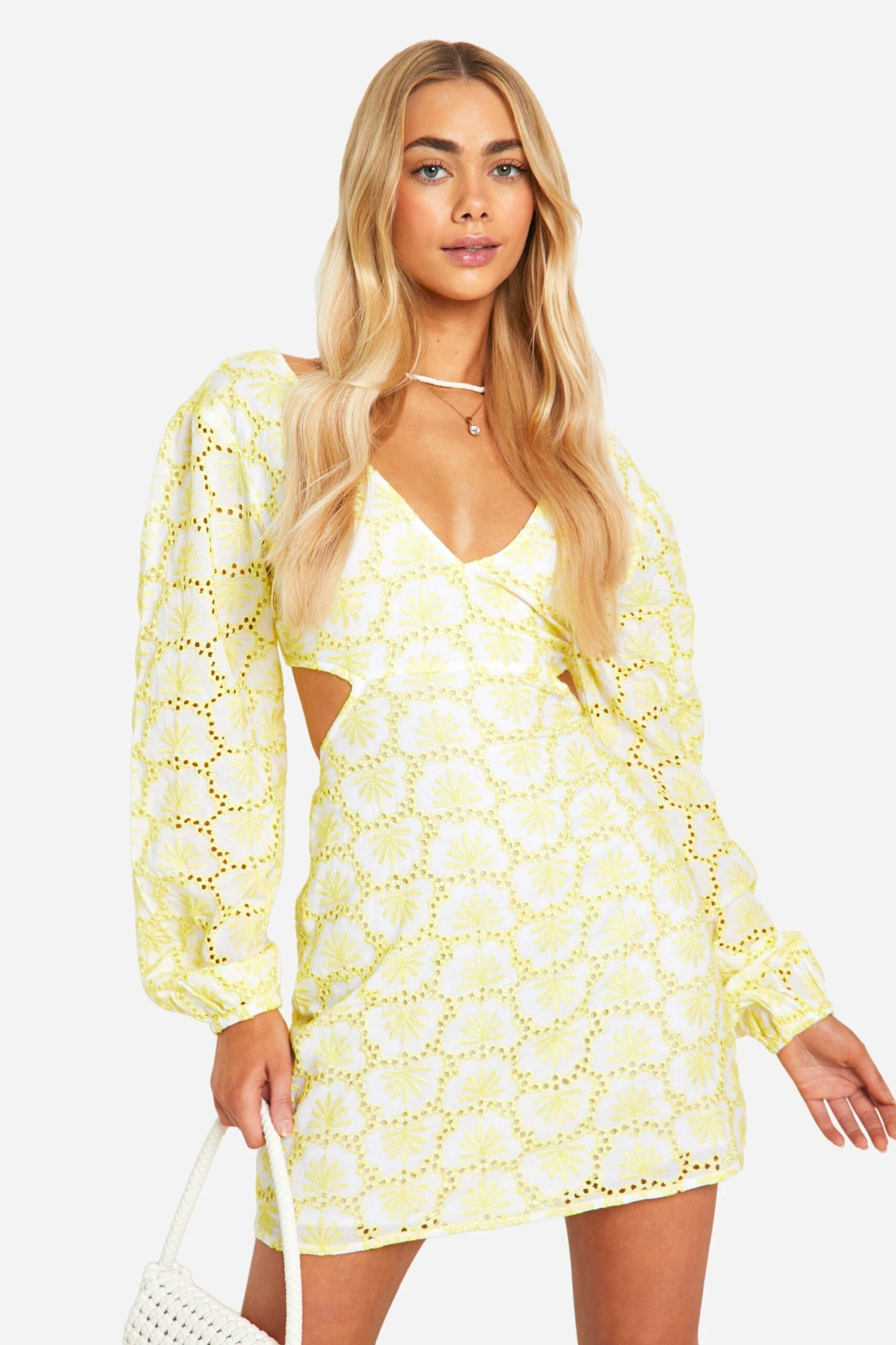 BOOHOO Broderie Tie Back Balloon Sleeve Mini Dress 5 BOOHOO Broderie Tie Back Balloon Sleeve Mini Dress - Image 5